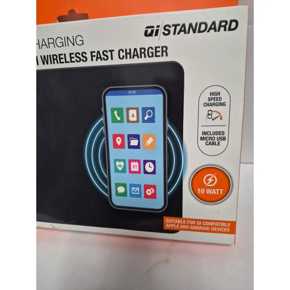 ITEK HIGH SPEED CHARGING MOUSE PAD WITH WIRELESS FAST CHARGER NEW OPEN BOX